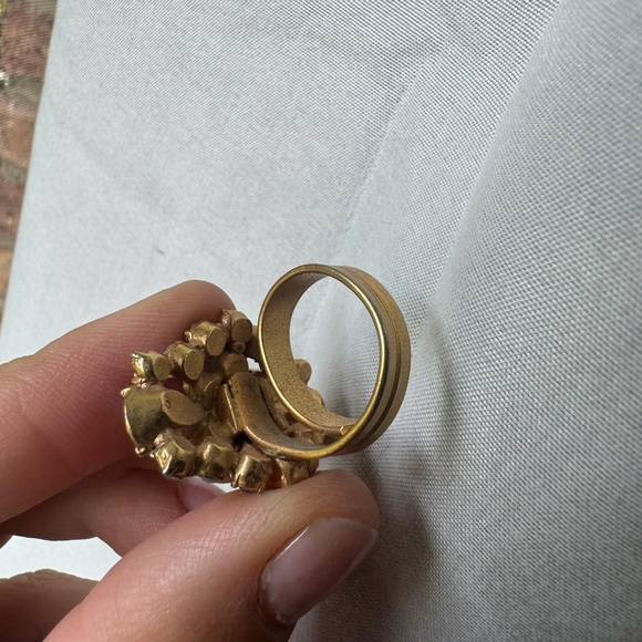 Vintage gold tone Aurora Borealis adjustable size ring - Picture 12 of 15